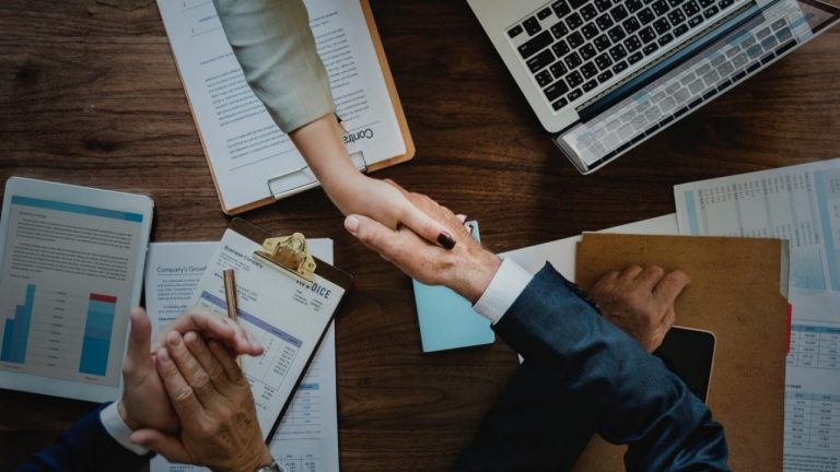 The 5 Steps to Approach a Headhunter