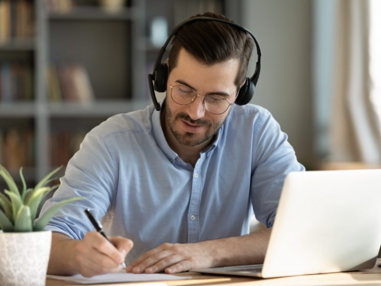 Two Ways Language Translation Company Can Enhance Your Website