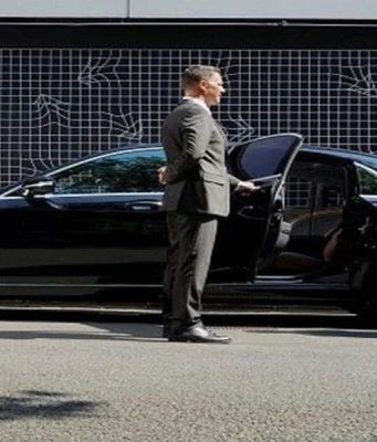 Corporate Meeting Schedules Simplified: Chauffeur Service Boston Reducing Stress during Busy Travel Hours
